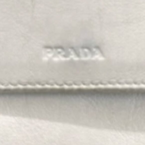 Prada White Leather Trifold wallet - Picture 14 of 14